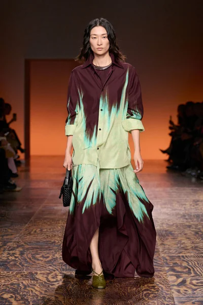 Look 61